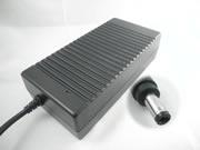 Original HP 397803-001 Adapter COMPAQ19V7.1A135W-5.5x2.5mm